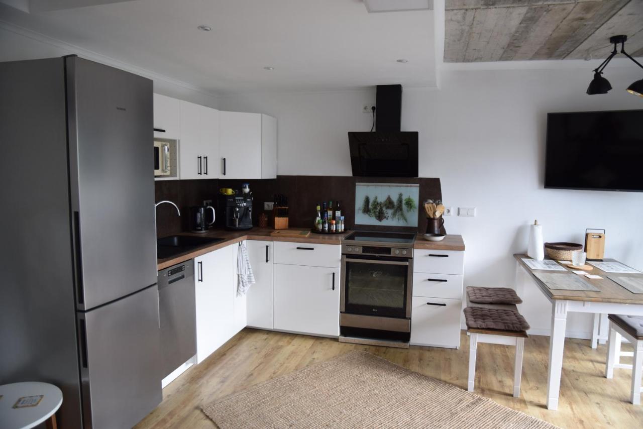 Haus Sonnenweg 6 Auf Der Sonnenseite Im Westerwald Höhr-Grenzhausen Екстериор снимка