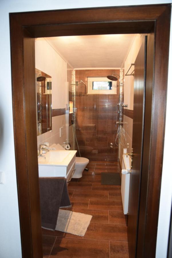 Haus Sonnenweg 6 Auf Der Sonnenseite Im Westerwald Höhr-Grenzhausen Екстериор снимка