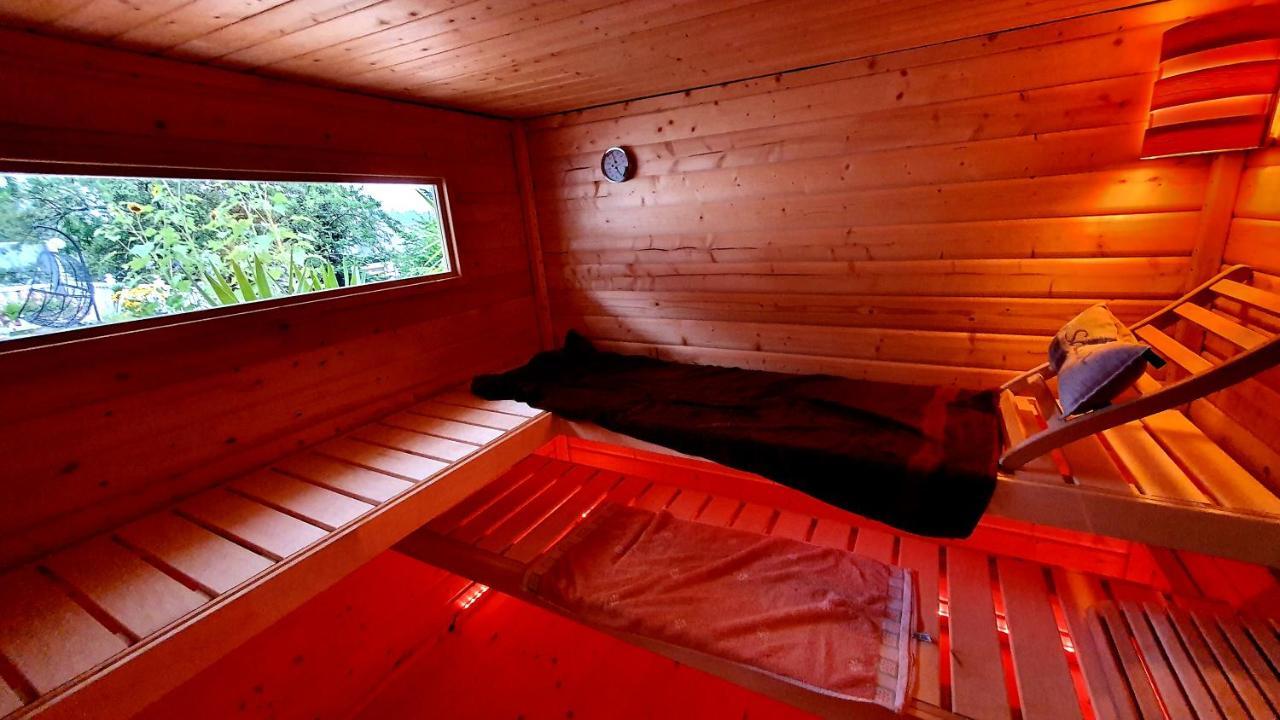 Haus Sonnenweg 6 Auf Der Sonnenseite Im Westerwald Höhr-Grenzhausen Екстериор снимка